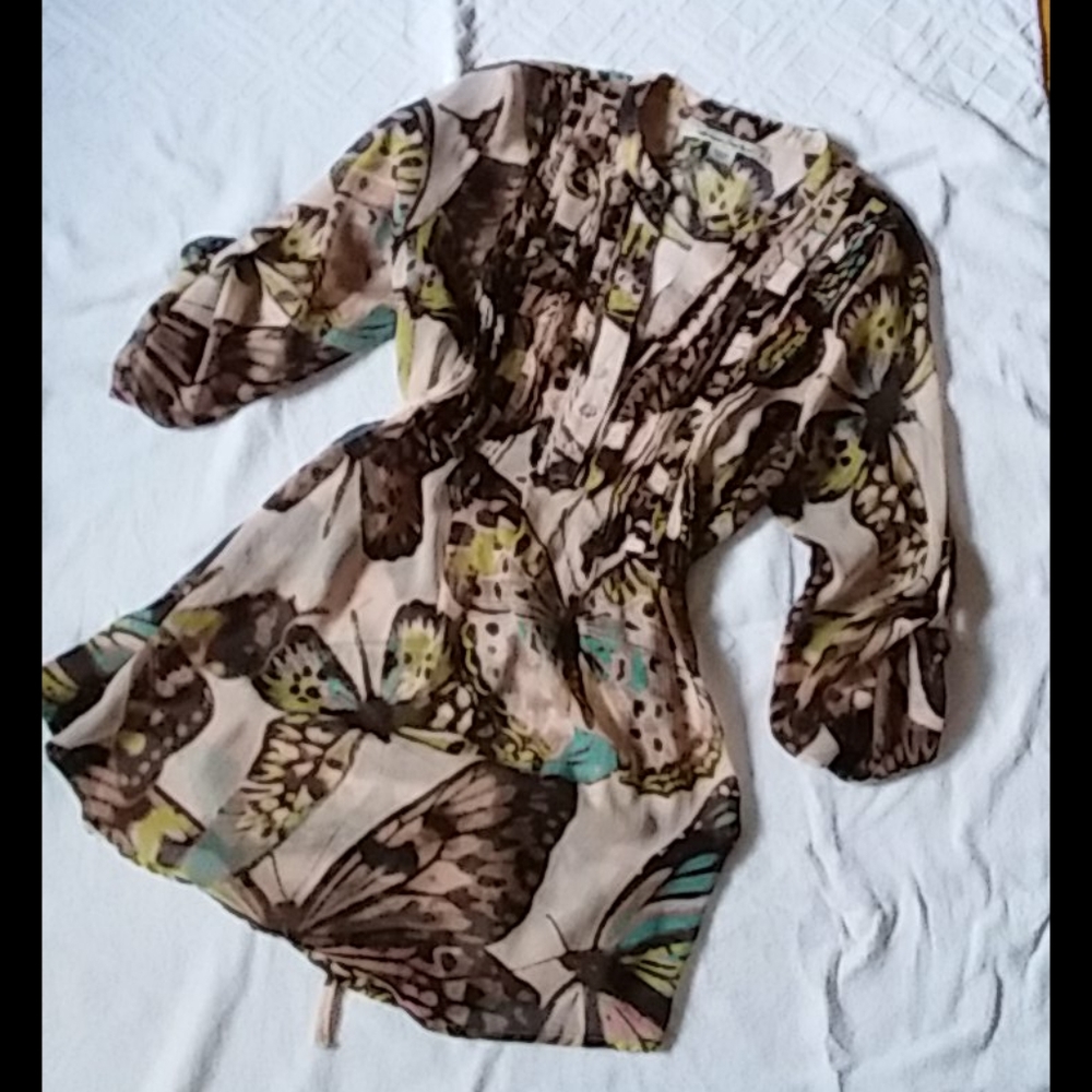 American rag cie tunic top with butterfly print